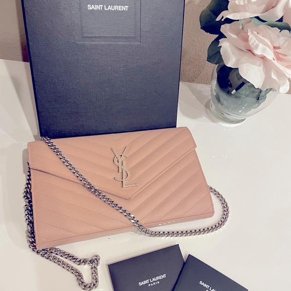 YSL wallet on Chain CASSANDRE SAINT LAURENT MATELASSÉ CHAIN mono grain p… - Picture 1 of 16